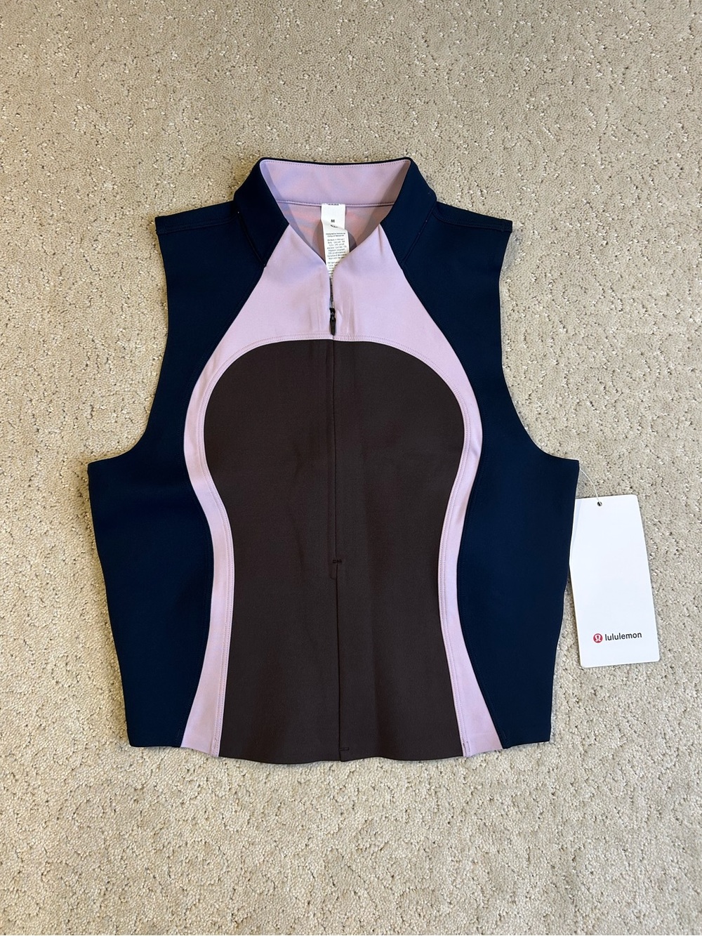 NWT Women’s Lululemon Ultralu Zip-Front Cropped Tank Size Medium